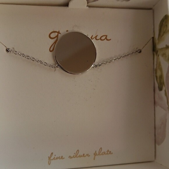 Gianna Engraved Script Initial Disc necklace - letter "N" - Picture 3 of 4